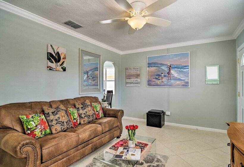 Bayside Pad W/ Pool Access & Dock: 1/2 Mi To Beach