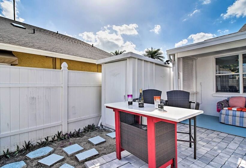 Bayside Pad W/ Pool Access & Dock: 1/2 Mi To Beach