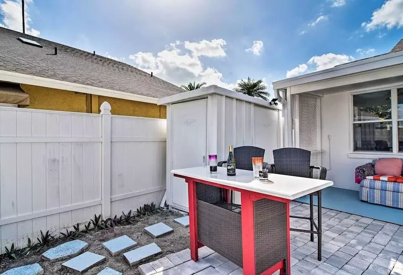 Bayside Pad W/ Pool Access & Dock: 1/2 Mi To Beach