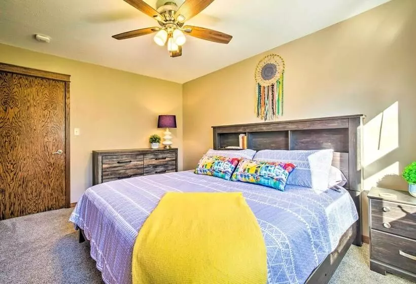 Beautiful Home W/ Hot Tub On Lake Wissota