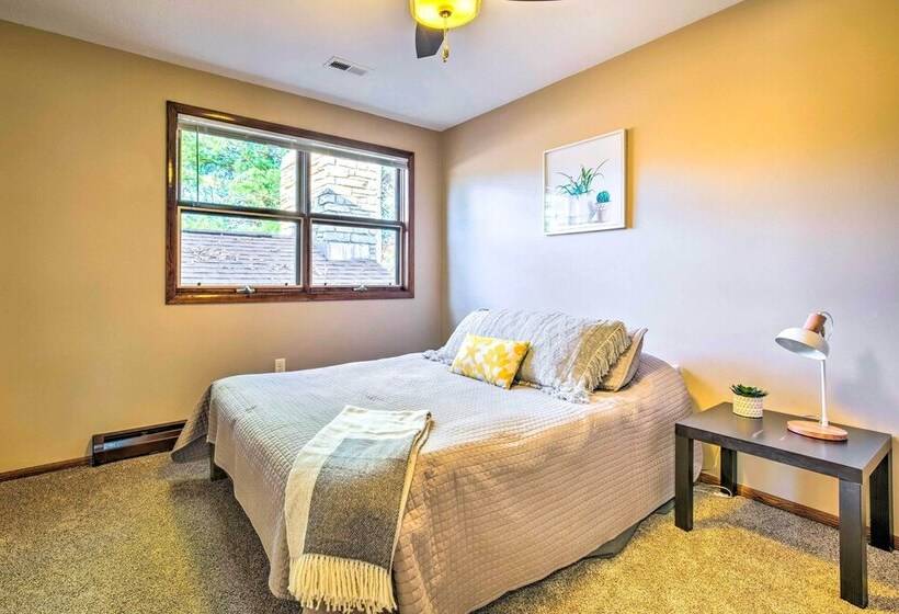 Beautiful Home W/ Hot Tub On Lake Wissota