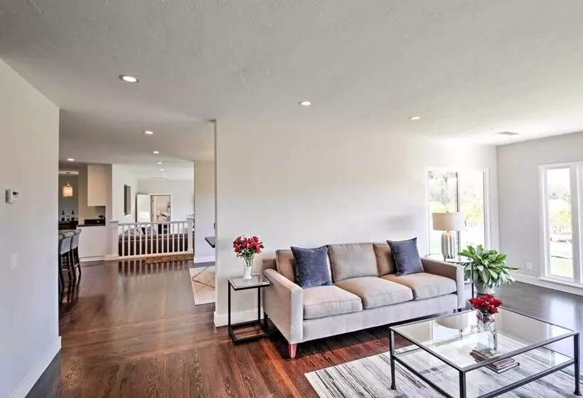 Beautiful Sonoma House W/ Patio & Vineyard Views!