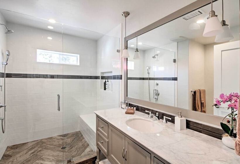 Beautiful Sonoma House W/ Patio & Vineyard Views!