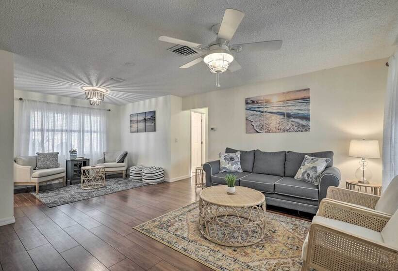 Calming Getaway: 9 Mi To Clearwater Beach!