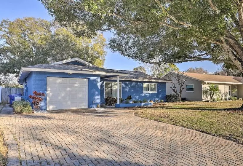 Calming Getaway: 9 Mi To Clearwater Beach!