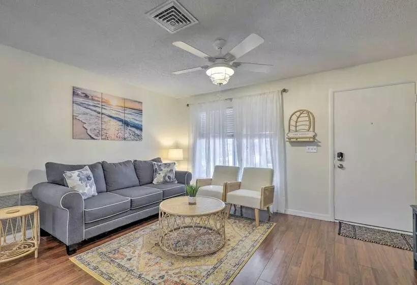 Calming Getaway: 9 Mi To Clearwater Beach!