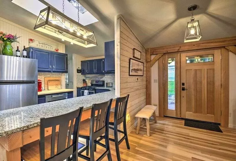 Fish, Crab & Clam: Waterfront Gem In Port Ludlow