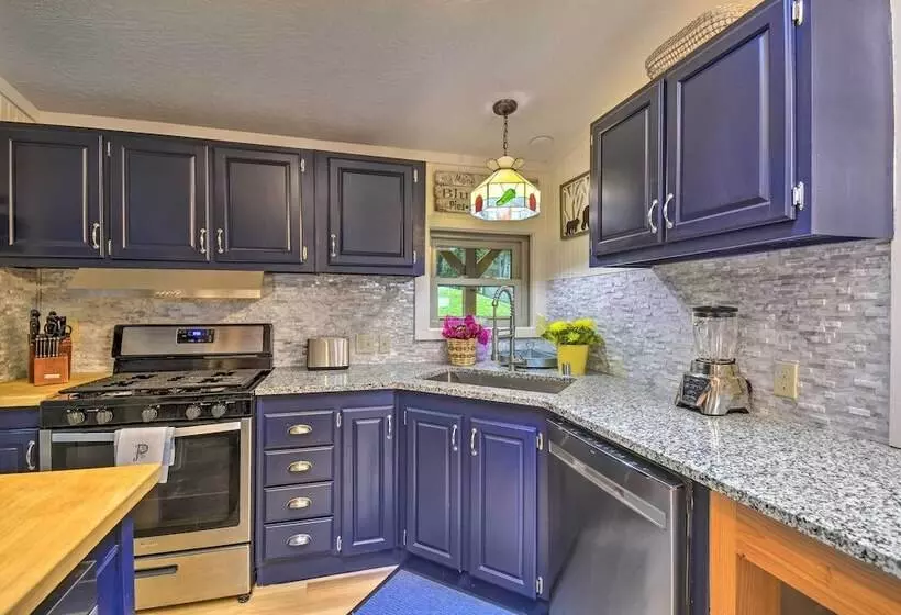 Fish, Crab & Clam: Waterfront Gem In Port Ludlow