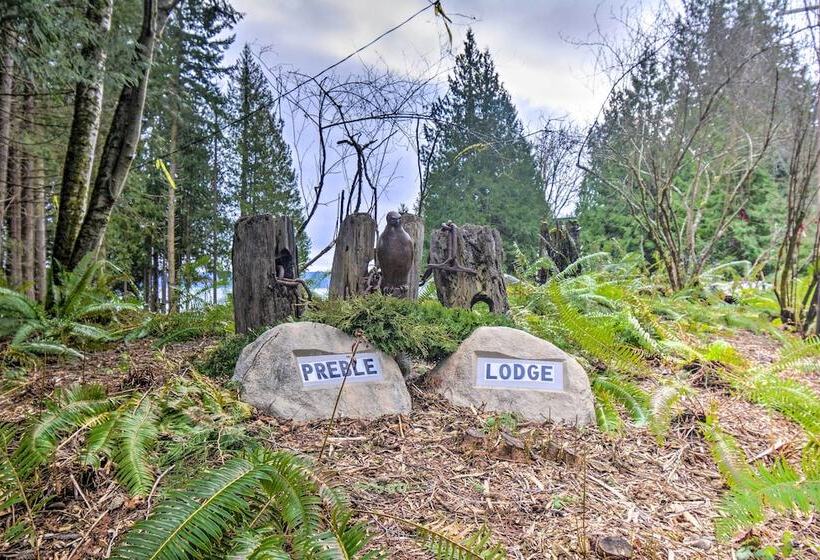 Fish, Crab & Clam: Waterfront Gem In Port Ludlow