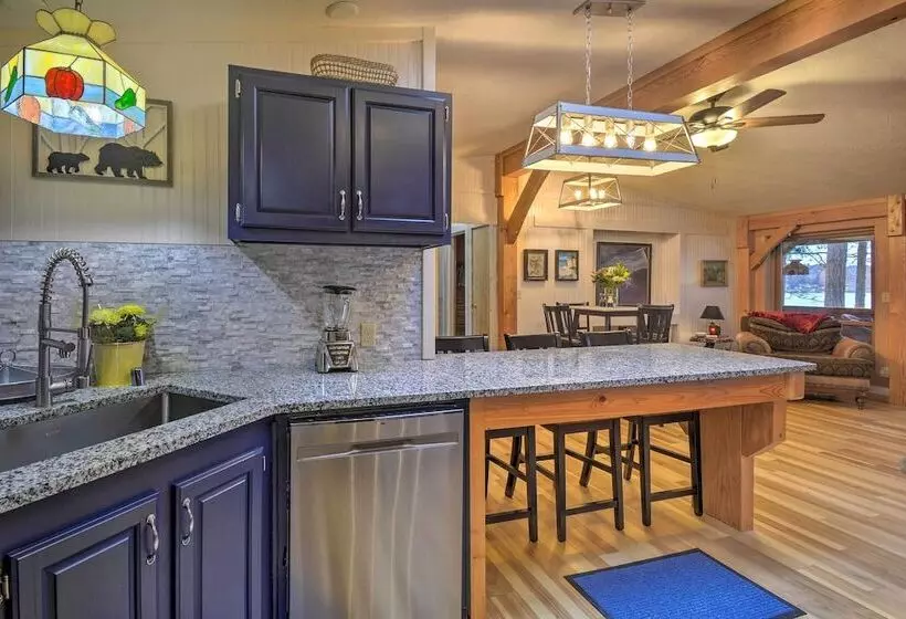 Fish, Crab & Clam: Waterfront Gem In Port Ludlow