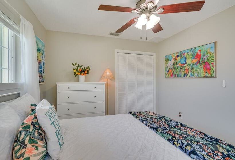 Cape Coral Escape: Near Dtwn W/ Private Pool!