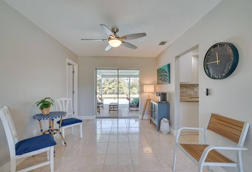 Cape Coral Escape: Near Dtwn W/ Private Pool!