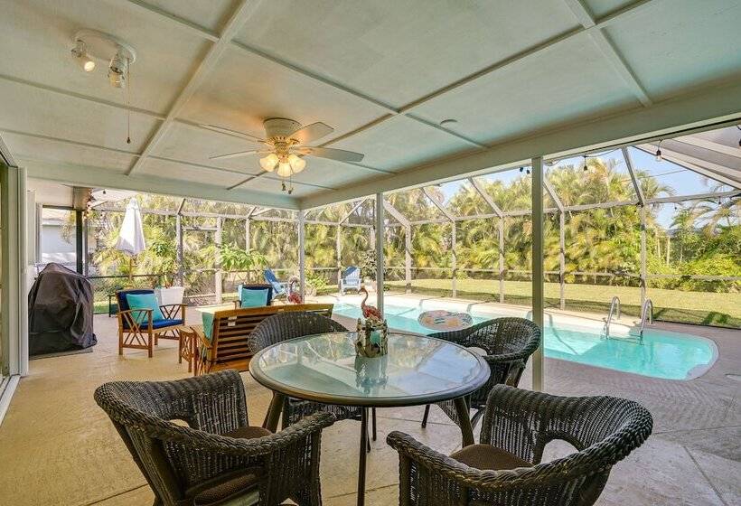 Cape Coral Escape: Near Dtwn W/ Private Pool!