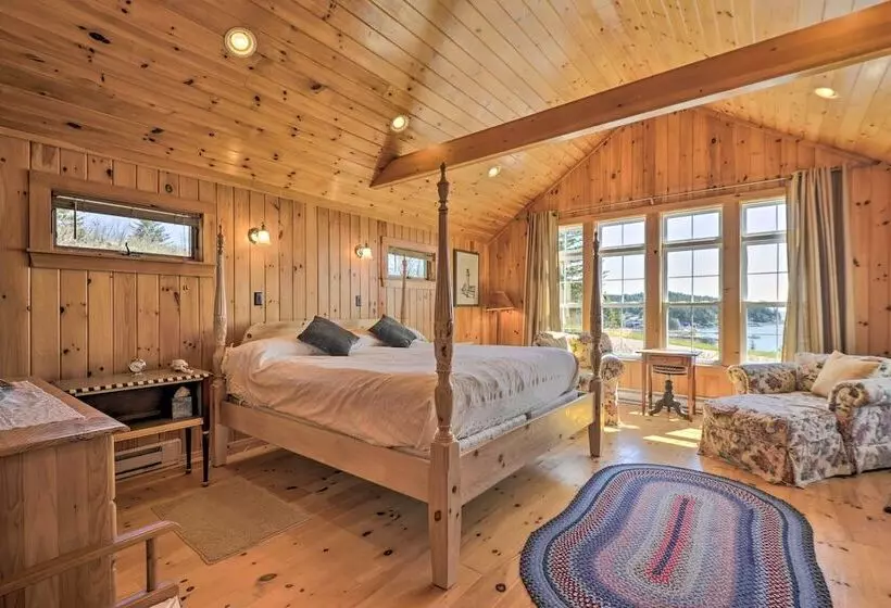 Charming Ocean View Cottage By Cutler Harbor