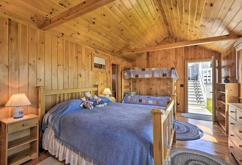 Charming Ocean View Cottage By Cutler Harbor