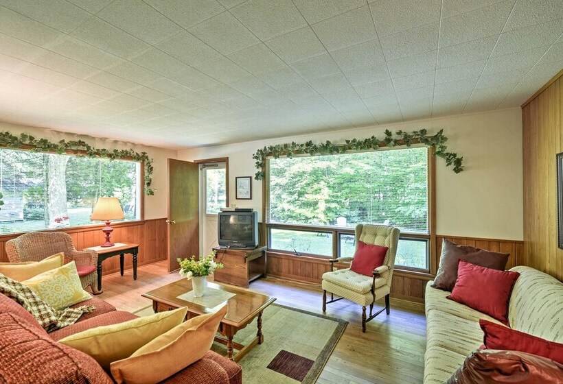 Cherry Cottage    Walk To Peninsula State Park!