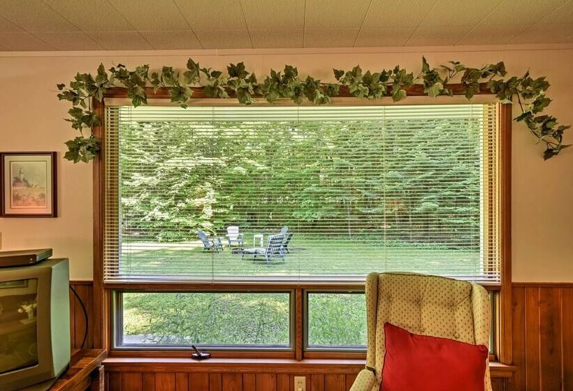 Cherry Cottage    Walk To Peninsula State Park!