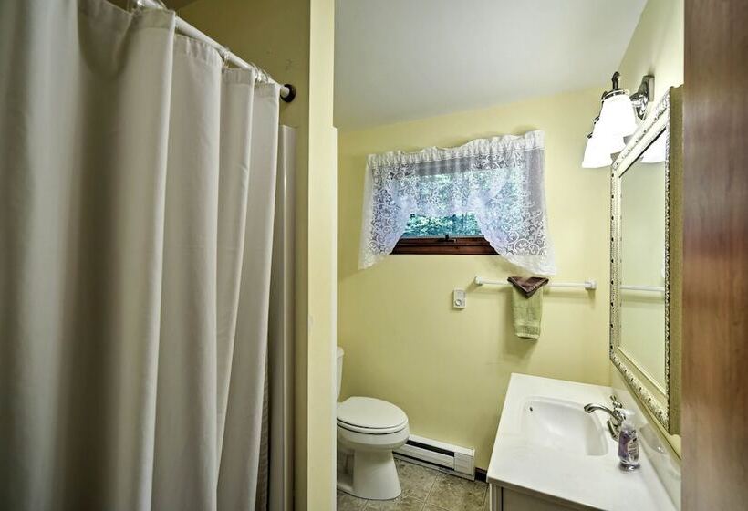 Cherry Cottage    Walk To Peninsula State Park!