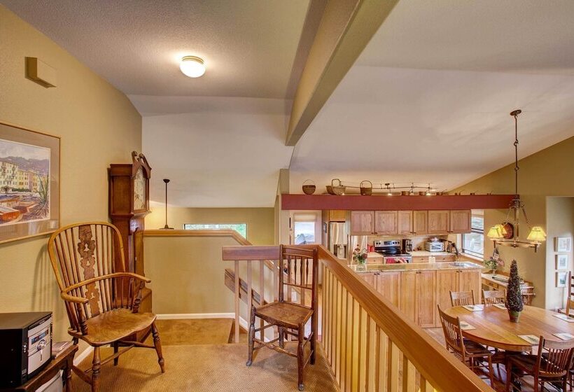 Private Hot Tub + Deck: Breckenridge Abode!