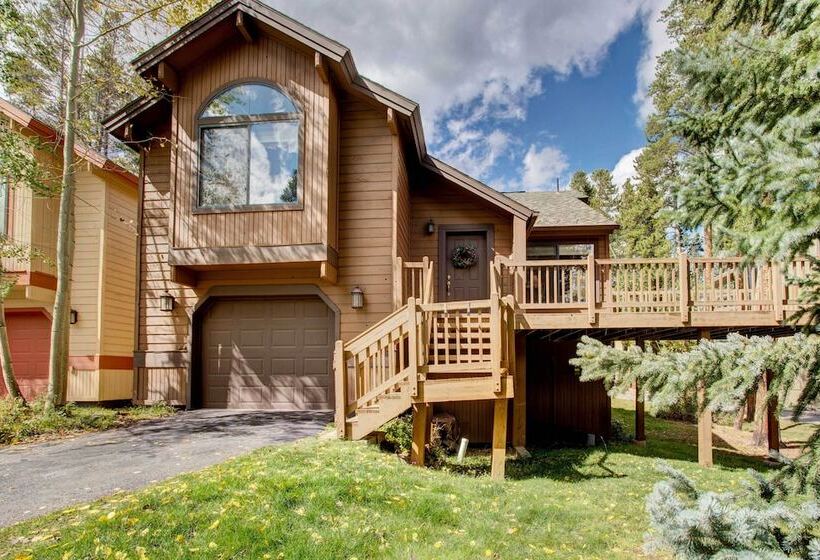 Private Hot Tub + Deck: Breckenridge Abode!