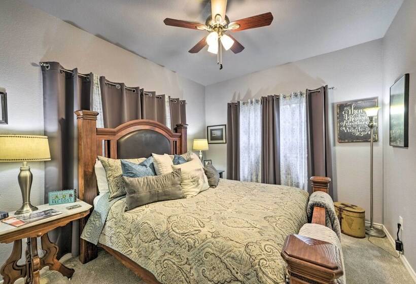 Bearadise Bungalow ~ 2 Mi To Magnolia Market!