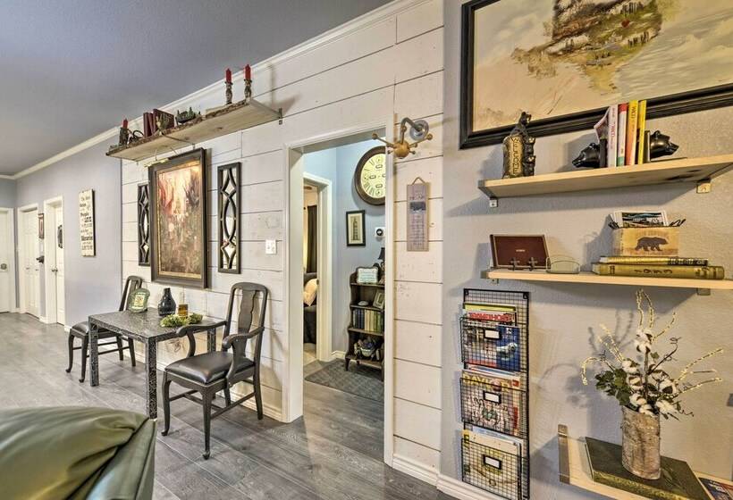 Bearadise Bungalow ~ 2 Mi To Magnolia Market!