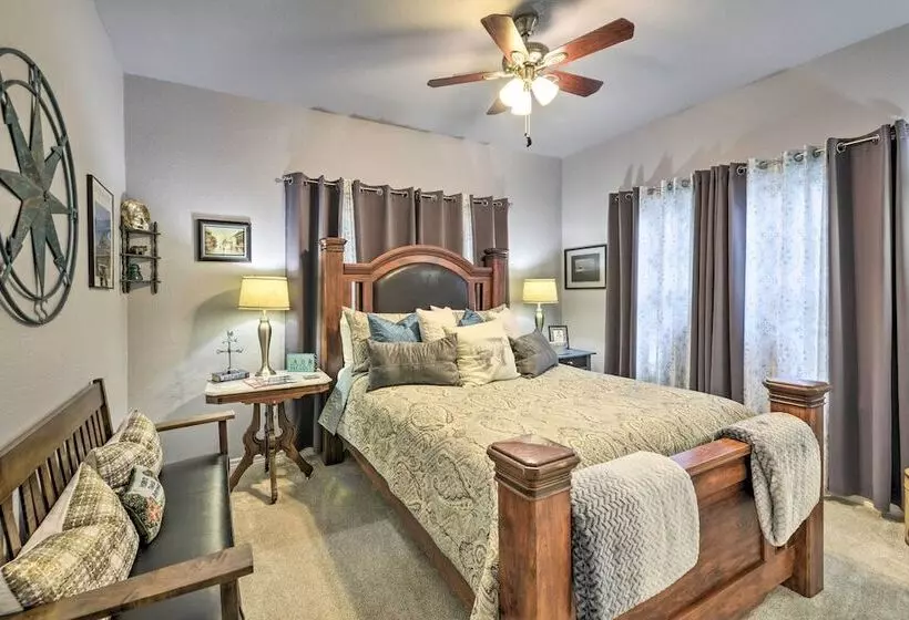 Bearadise Bungalow  ~ 2 Mi To Magnolia Market!