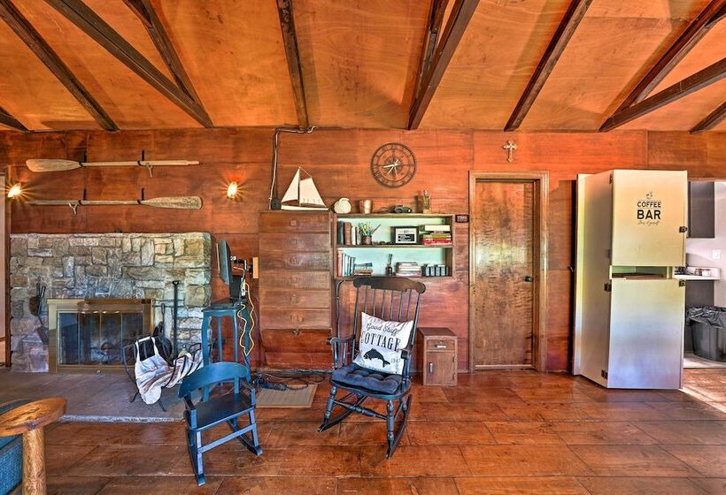 Custom Built Lakefront Cottage W/ Spacious Yard!