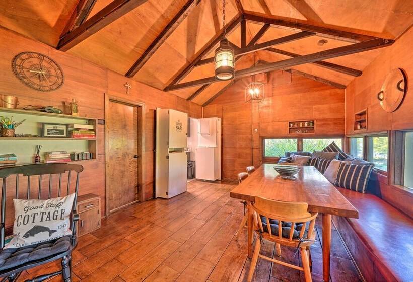 Custom Built Lakefront Cottage W/ Spacious Yard!