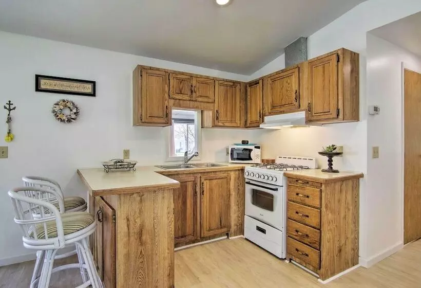 Dog Friendly Ocean Pines Home W/ Pool Access!