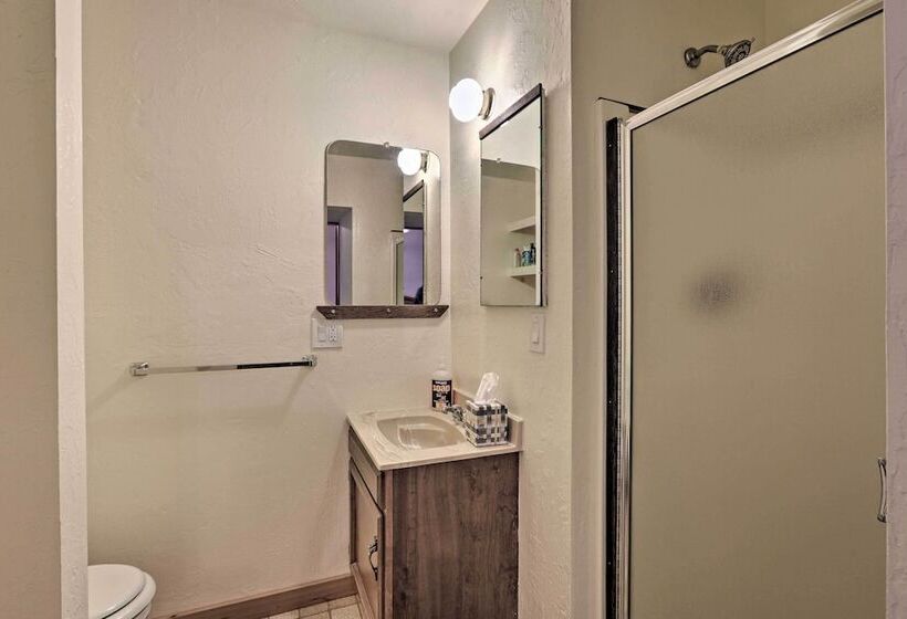 Expansive Tahoe Escape W/ Hot Tub: Ski + Hike