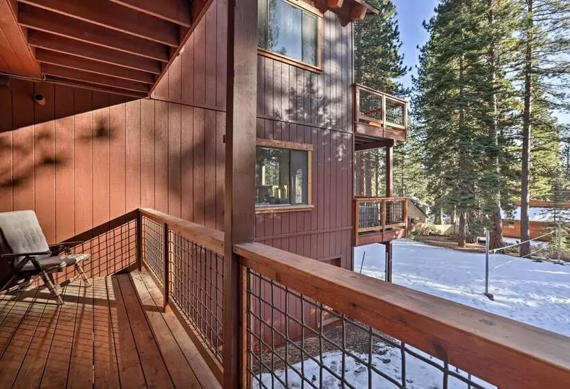 Expansive Tahoe Escape W/ Hot Tub: Ski + Hike
