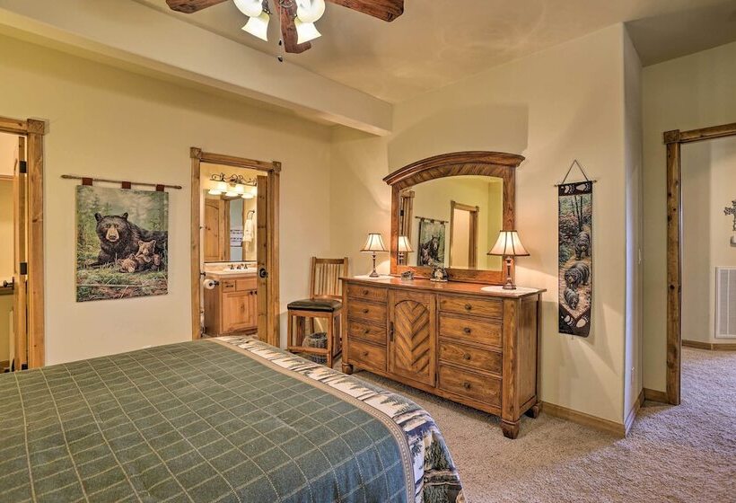 Family Cabin W/ Lake Arrowhead & Mountain Views!