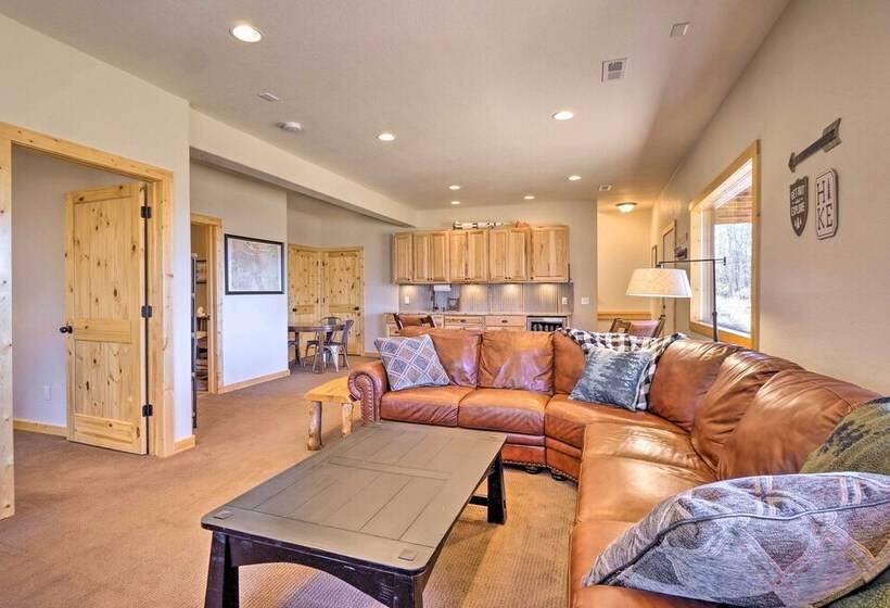 Family Friendly Jefferson Cabin W/ Fire Pit!