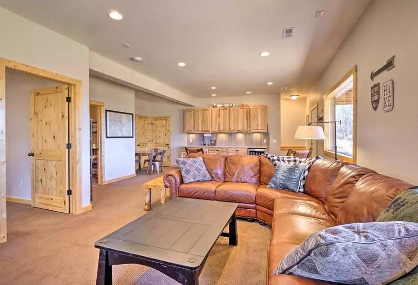 Family Friendly Jefferson Cabin W/ Fire Pit!