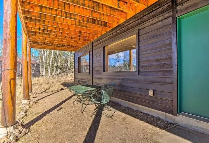 Family Friendly Jefferson Cabin W/ Fire Pit!