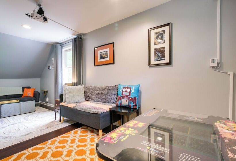 Freshly Renovated Raleigh Home Near Downtown!