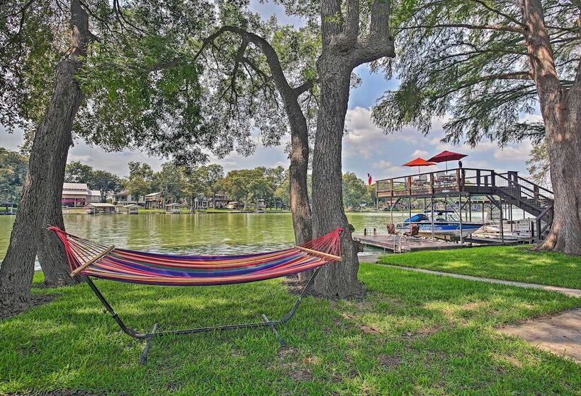 Guadalupe River Retreat W/ Private Yard