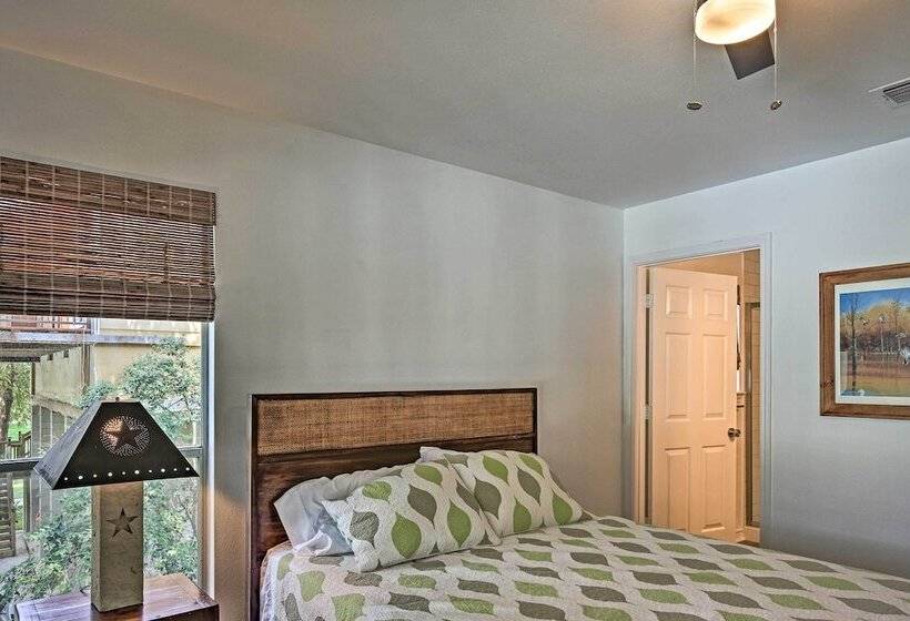 Guadalupe River Retreat W/ Private Yard