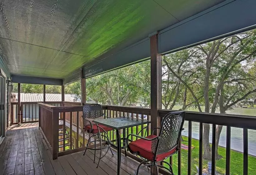 Guadalupe River Retreat W/ Private Yard