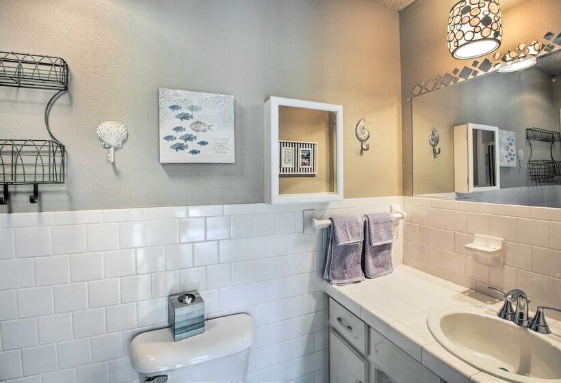 Lakefront Home W/ Dock: 10 Mi To Central Ave!