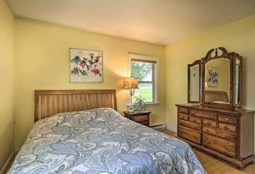 Lovely Blue Heron Cottage On Annisquam River!