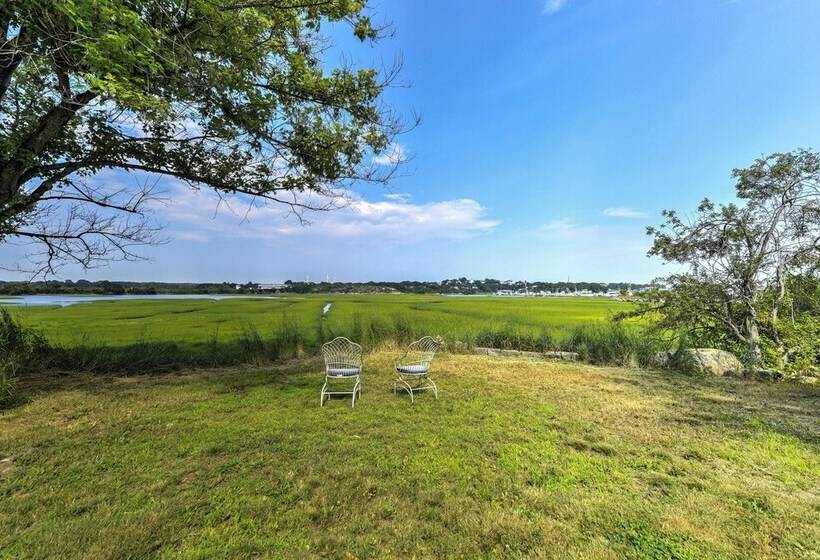 Lovely Blue Heron Cottage On Annisquam River!