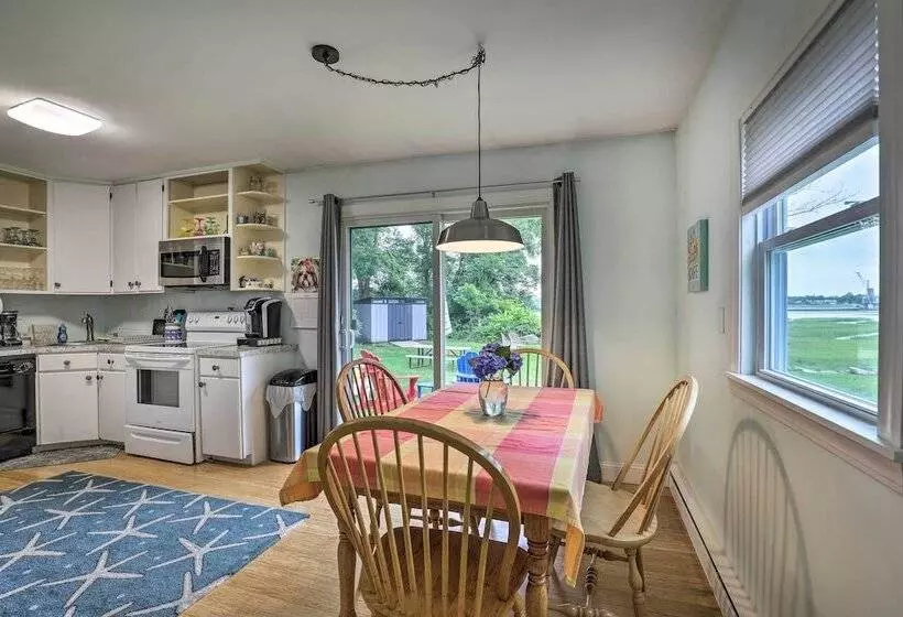 Lovely Blue Heron Cottage On Annisquam River!