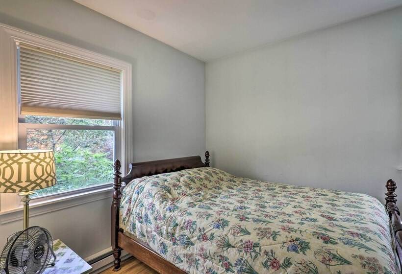 Lovely Blue Heron Cottage On Annisquam River!