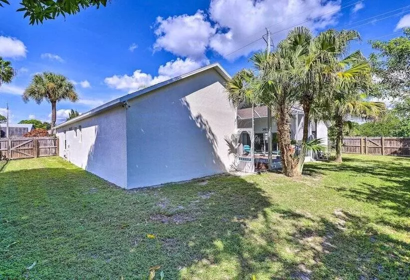 Merritt Island Home With Grill & Saltwater Pool
