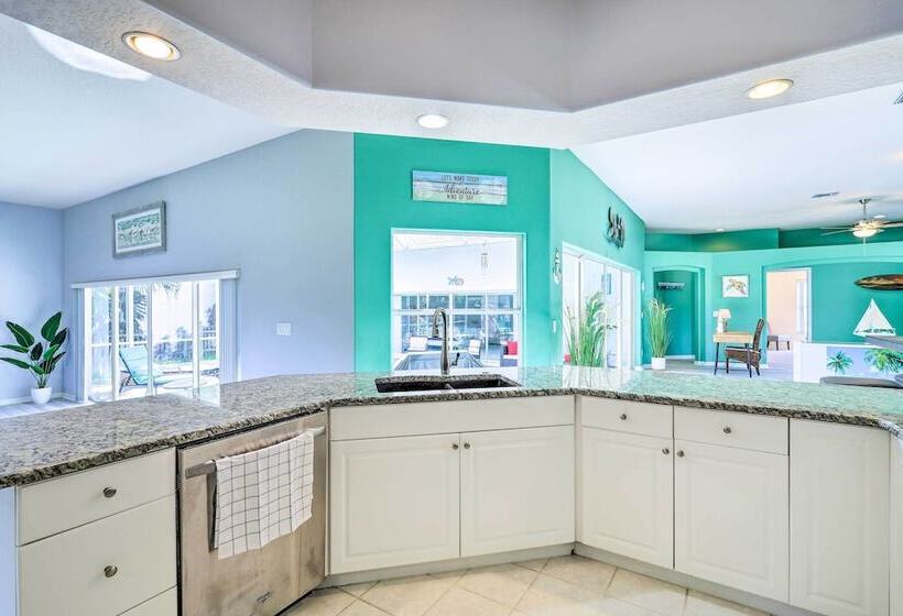 Merritt Island Home With Grill & Saltwater Pool