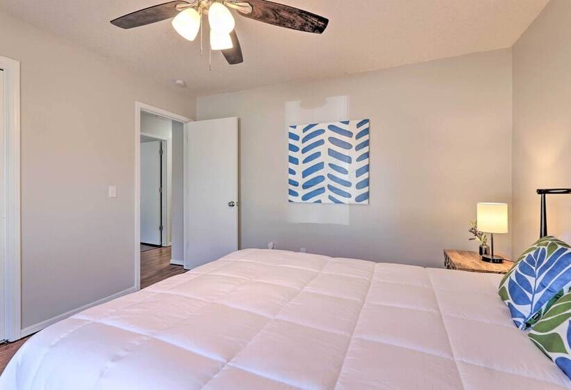 Modern Fayetteville Home < 1 Mi To U Of A!