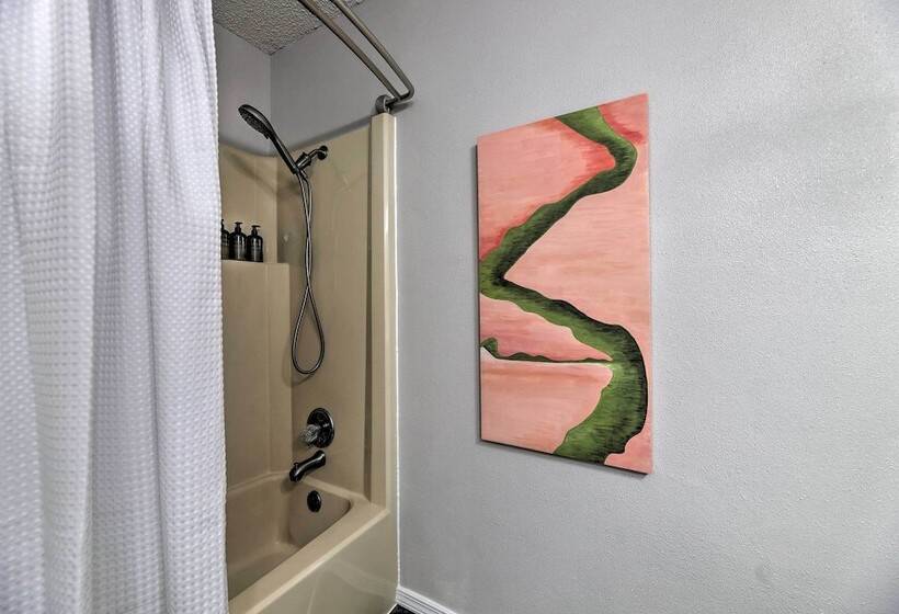 Modern Fayetteville Home < 1 Mi To U Of A!