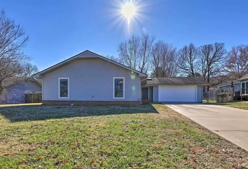 Modern Fayetteville Home < 1 Mi To U Of A!